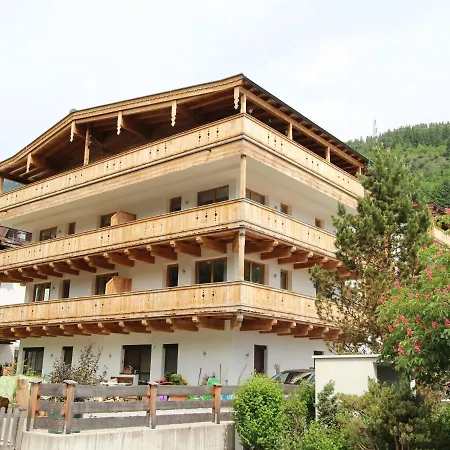 Luxurious In Tyrol With Garden Seating Apartament Gerlos